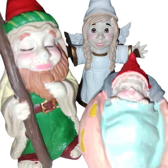 Set of 7 Gnome Nativity Creche Christmas Figures Jesus, Mary, Joseph, Wise Men - Picture 2 of 15